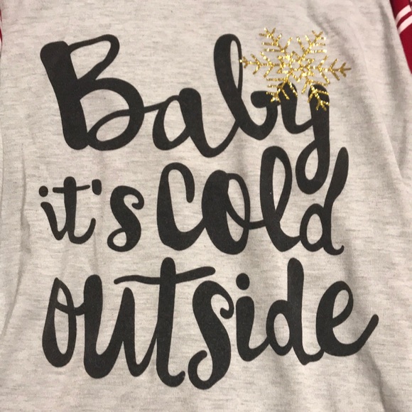 Women’s long sleeve Baby it’s cold outside size L - Picture 3 of 5